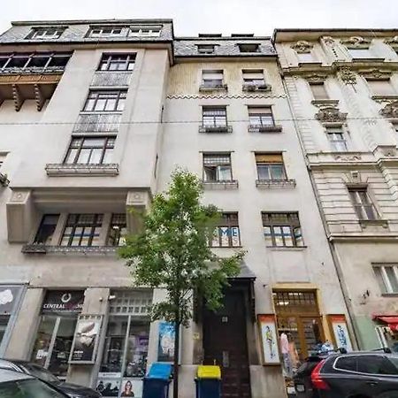 Studio Apartman Budapest Sziveben Zewnętrze zdjęcie